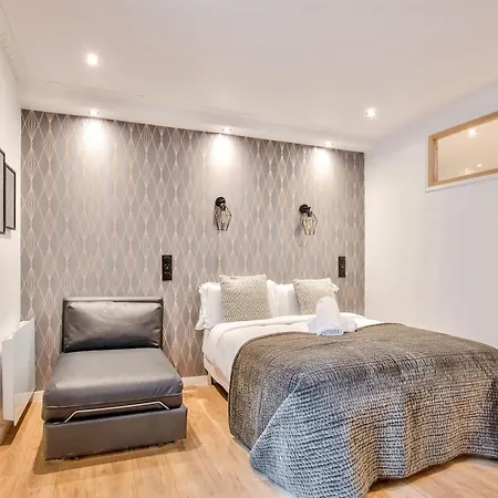 Urban Flat 104 - Opera Perfect Flat Apartment *