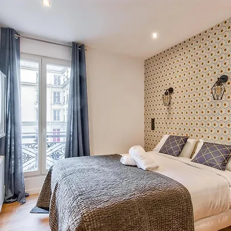 Urban Flat 104 - Opera Perfect Flat